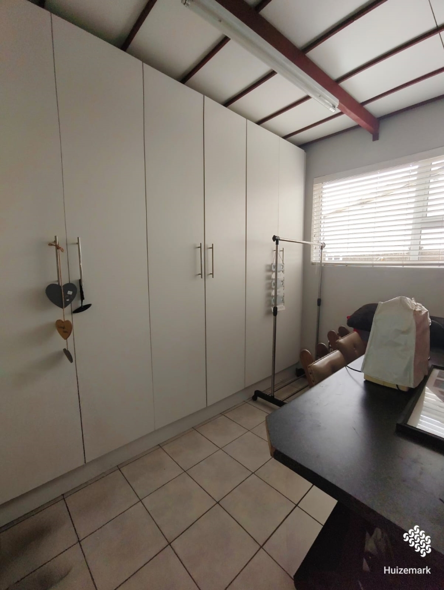 3 Bedroom Property for Sale in Vaalpark Free State
